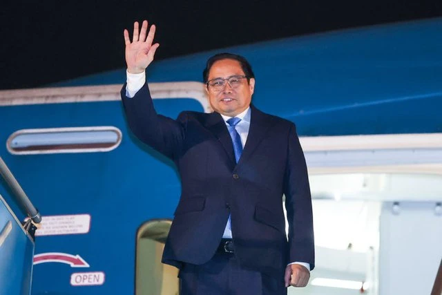 Thủ tướng Phạm Minh Chính rời Hà Nội lên đường dự Hội nghị cấp cao kỷ niệm 45 năm quan hệ ASEAN-EU và thăm 3 nước châu Âu. Ảnh: VGP - NHẬT BẮC
