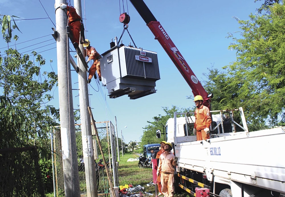EVNSPC chủ động thực hiện giải pháp để đảm bảo cung ứng điện tại các tỉnh phía Nam