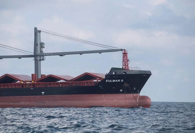Tàu hàng thương mại đầu tiên từ Istanbul tới Ukraine dưới Sáng kiến Ngũ cốc Biển Đen. Ảnh: REUTES