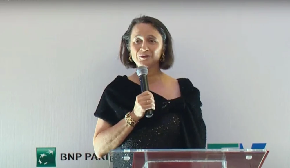 Bà Emmanuelle Pavillon-Grosser phát biểu tại buổi lễ