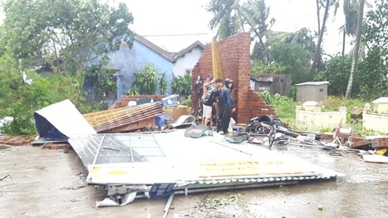 Houses are collasped after storm no.12 in Khanh Hoa