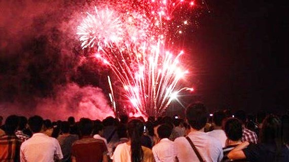 Many localities in Mekong Delta to set off fireworks on Tet