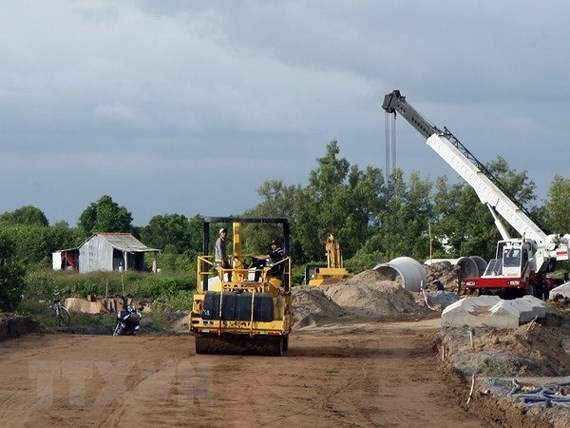 HCM expressway project’s Nam Can-Dat Mui section to be completed in June
