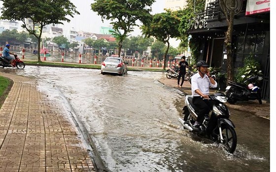 High tides appear in Can Tho City -Photo: SGGP