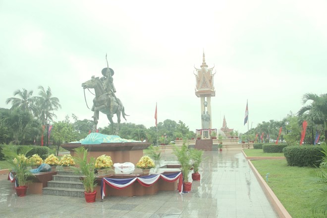 The area where the Vietnam-Cambodia Friendship Monument (in the back) is located in Kep province, Cambodia (Photo: VNA)