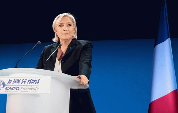 Bà Marine Le Pen từ chức lãnh đạo đảng FN nhằm tập trung hơn cho cuộc tranh cử tổng thống Pháp
