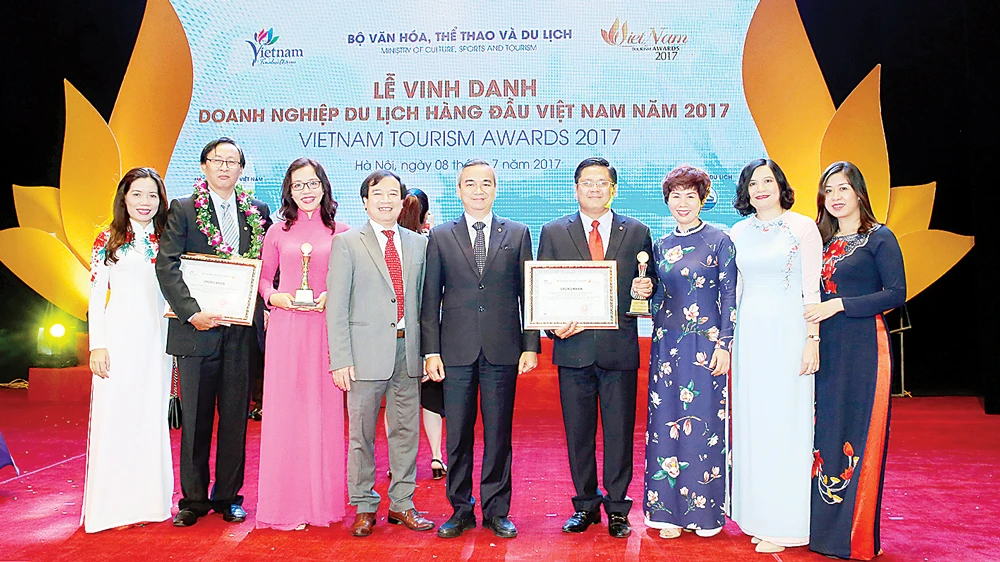 Công ty Dịch vụ lữ hành Saigontourist tại lễ trao giải