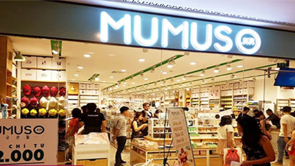 Đài SBS và MBC (Hàn Quốc) đặt nghi vấn và chỉ ra hàng loạt bất thường cho thấy Mumuso là thương hiệu mạo danh Hàn Quốc