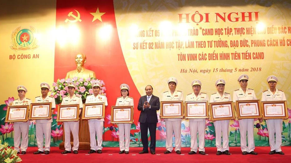 Thủ tướng Nguyễn Xuân Phúc dự Hội nghị tổng kết của Bộ Công an. Ảnh: Bộ Công an