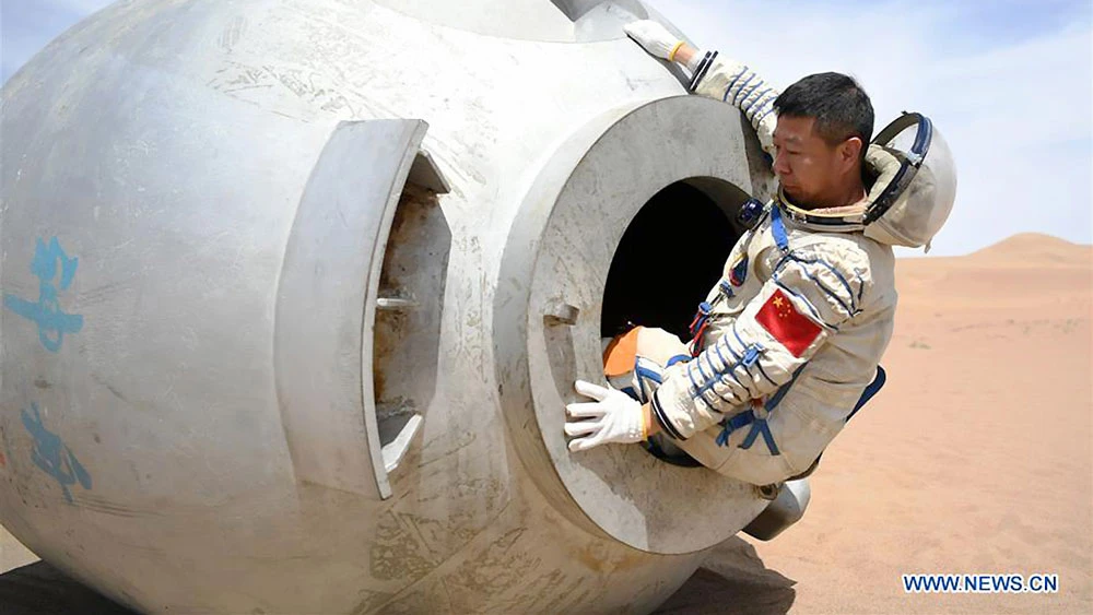 Phi hành gia Trung Quốc trải qua khóa huấn luyện khắc nghiệt