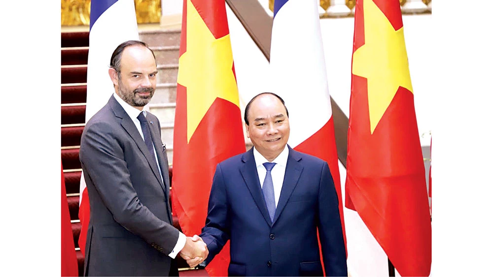 Thủ tướng Nguyễn Xuân Phúc và Thủ tướng Édouard Philippe