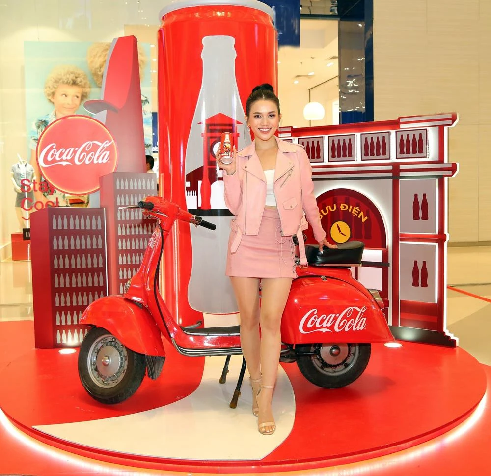 Coca-Cola đánh dấu hành trình một phần tư thế kỷ đồng hành cùng người Việt