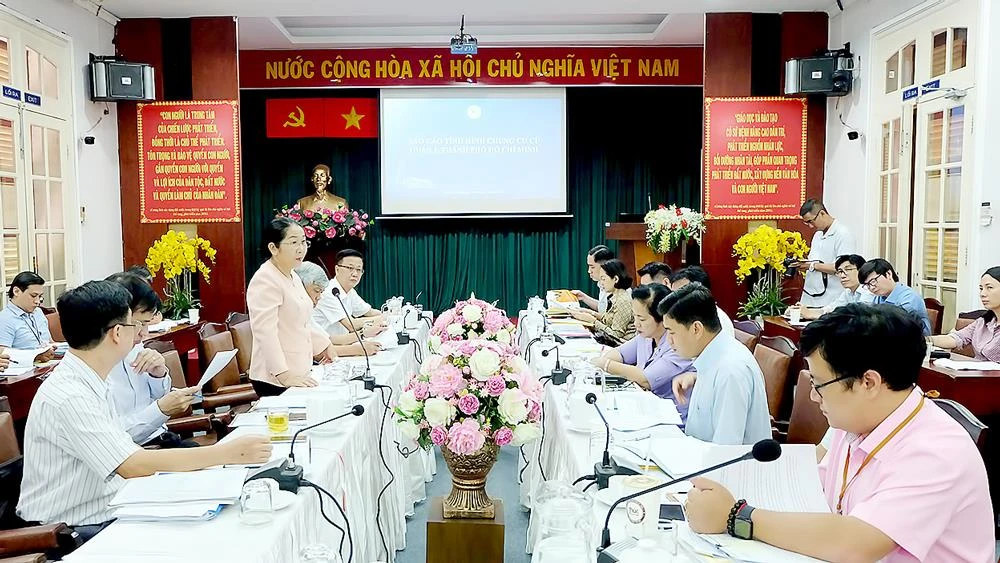 Phó Bí thư Thành ủy TPHCM Võ Thị Dung phát biểu chỉ đạo tại buổi làm việc với UBND quận 1