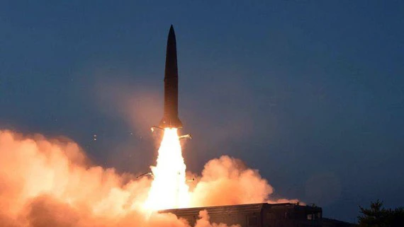 Hình ảnh một vụ phóng tên lửa của Triều Tiên. Ảnh: KCNA/REUTERS