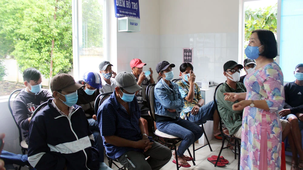 Một buổi tư vấn hỗ trợ cai nghiện ma túy ở cộng đồng tại huyện Long Điền, tỉnh Bà Rịa - Vũng Tàu