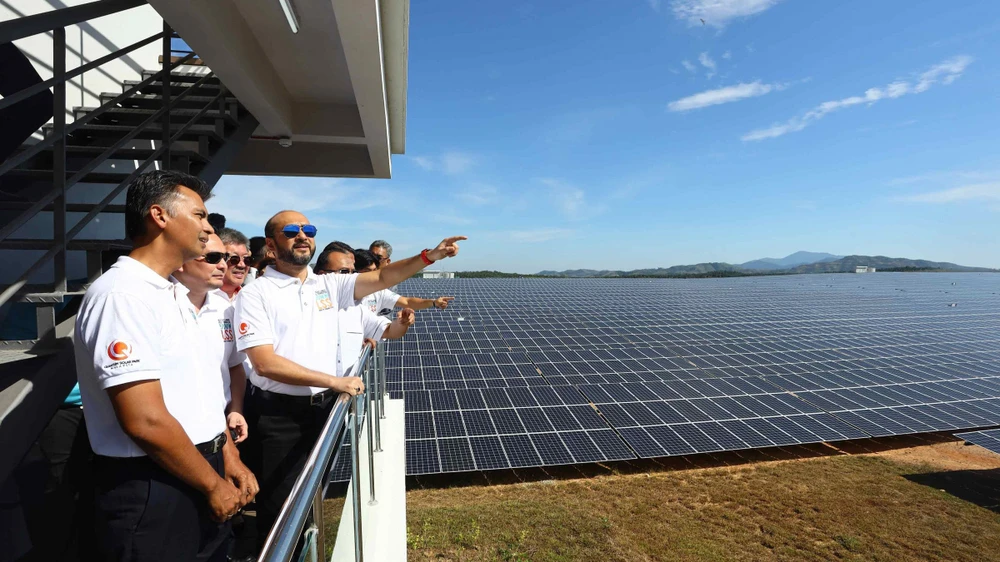 Một nhà máy điện năng lượng Mặt trời ở Malaysia
