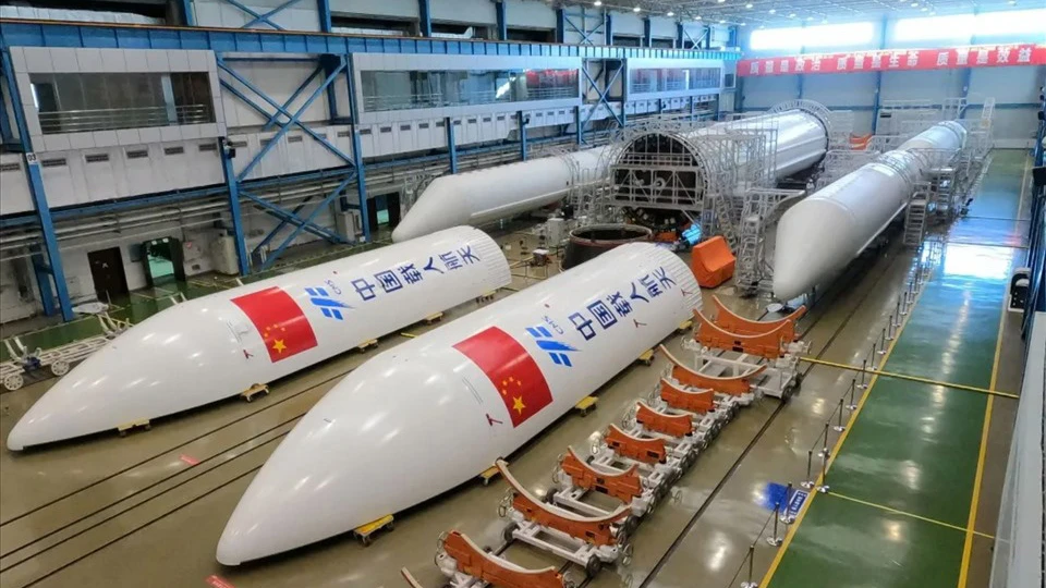Xưởng đóng tàu vũ trụ chở người của Trung Quốc. Ảnh: THX