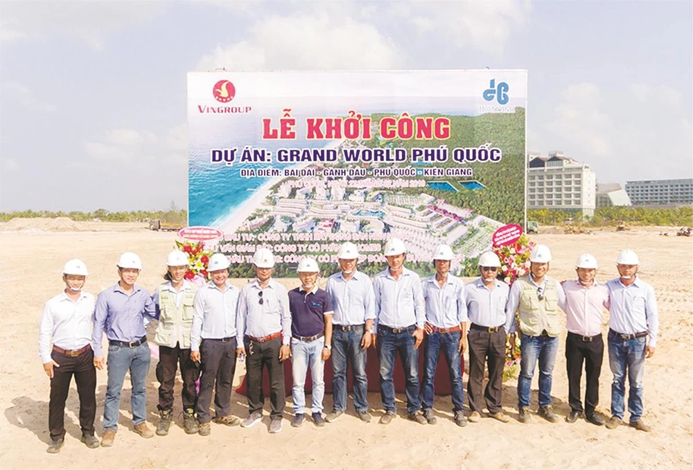 Công ty CP Tập đoàn Xây dựng Hòa Bình khởi công dự án Grand World Phú Quốc