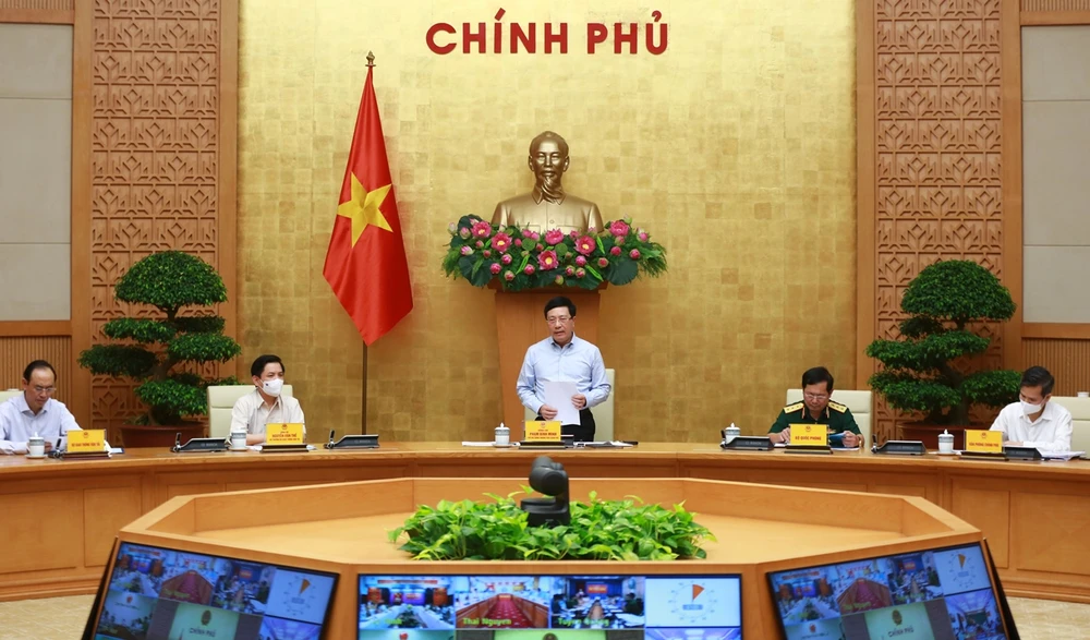 Phó Thủ tướng Thường trực Phạm Bình Minh phát biểu tại cuộc họp. Ảnh: VGP