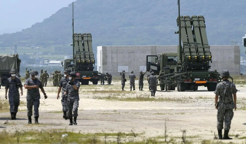 Hệ thống phòng thủ tên lửa trên đảo Ishigaki thuộc Okinawa, miền Nam Nhật Bản. Ảnh: Kyodo/TTXVN