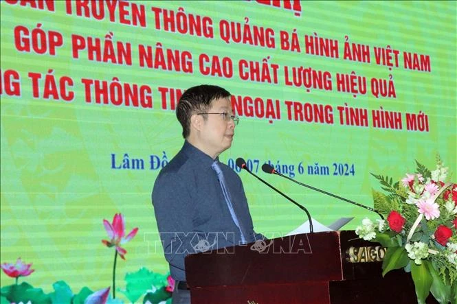 Thứ trưởng Bộ Thông tin và Truyền thông Nguyễn Thanh Lâm khai mạc hội nghị. Ảnh: TTXVN