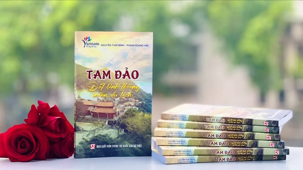 Cuốn sách "Tam Đảo - Đất linh thiêng, miền du lịch"