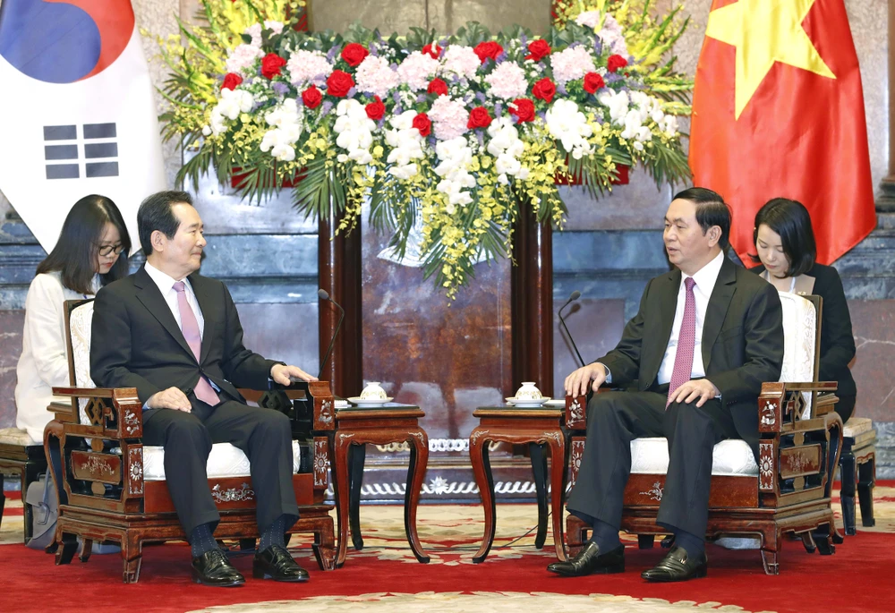 Chủ tịch nước Trần Đại Quang tiếp Chủ tịch Quốc hội Hàn Quốc Chung Sye-kyun đang có chuyến thăm chính thức Việt Nam. Ảnh: TTXVN 