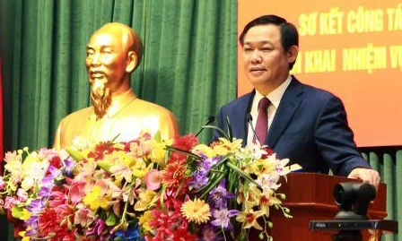 Phó Thủ tướng Chính phủ Vương Đình Huệ phát biểu chỉ đạo hội nghị. Ảnh: Hoàng Hùng - TTXVN