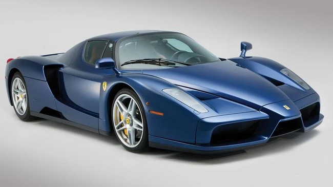 Ferrari Enzo với màu sơn cực độc được bán với giá 53,6 tỷ đồng