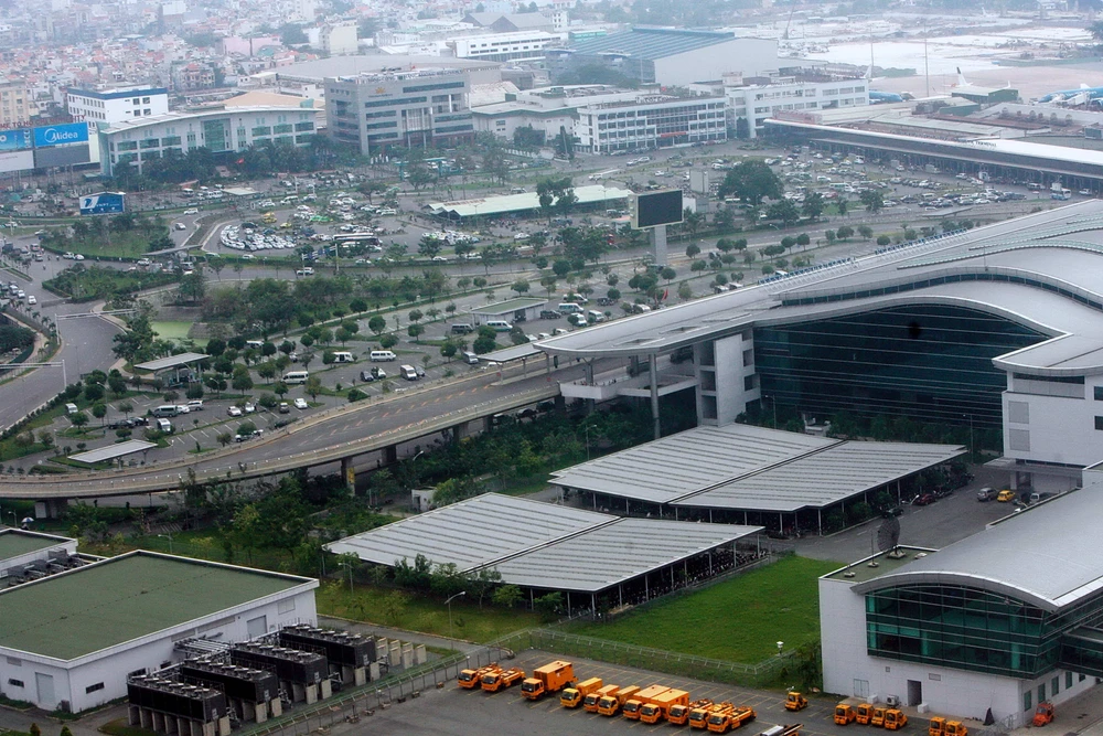 Đẩy nhanh tiến độ các dự án giao thông xung quanh sân bay Tân Sơn Nhất