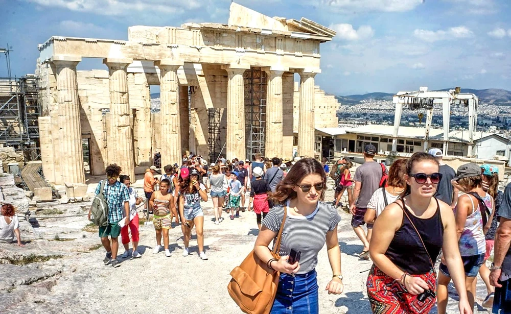 Nền kinh tế của Hy Lạp hồi sinh nhờ du lịch.
