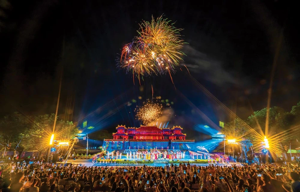 Đại nội Huế, trung tâm tổ chức các chương trình lễ hội chính tại Festival Huế định hướng bốn mùa. 