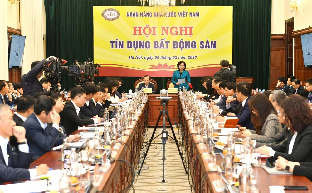 Thống đốc NHNN Nguyễn Thị Hồng phát biểu tại Hội nghị tín dụng BĐS.