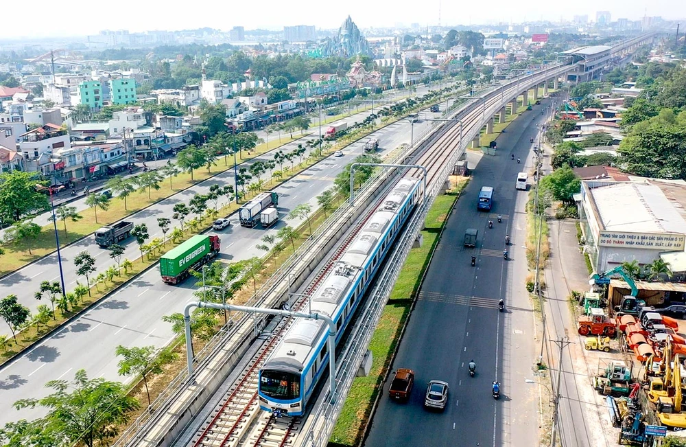 Bí thư Thành ủy TPHCM Nguyễn Văn Nên sẽ trực tiếp theo dõi, kiểm tra, giám sát dự án đường sắt đô thị tuyến metro số 1 (Bến Thành-Suối Tiên).