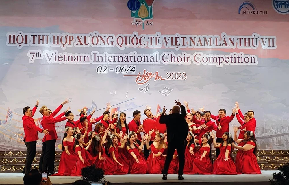 Saigon Choir tại Hội thi Hợp xướng quốc tế Việt Nam lần VII