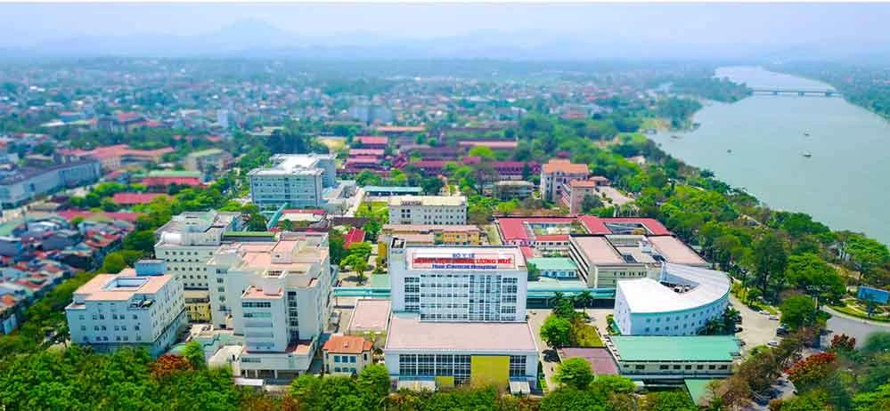 Xây dựng Bệnh viện Trung ương Huế thành trung tâm y học cao cấp