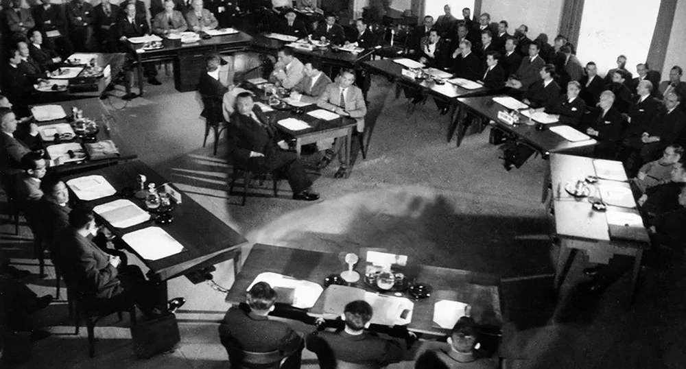 Quang cảnh Phiên khai mạc Hội nghị Geneva về Đông Dương, ngày 8-5-1954. Ảnh tư liệu