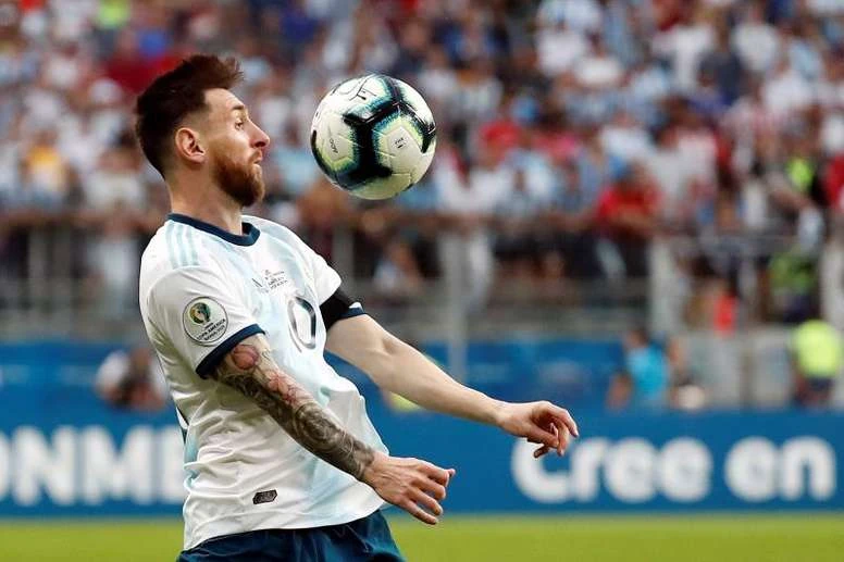 Leo Messi sẽ lại khoác áo tuyển Argentina trong năm tới