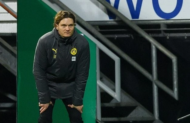 HLV tạm quyền Edin Terzicn trong ngày ra mắt ở Dortmund