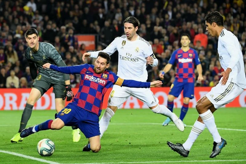 Messi sẽ có cơ hội đáp trả trận thua Kền kền ở lượt đi