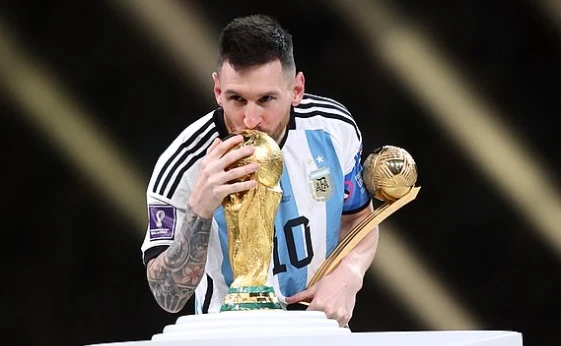 Messi đoạt Quả bóng vàng World Cup lần thứ hai