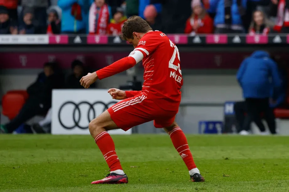 Thomas Muller ăn mừng bàn thắng vào lưới Bochum