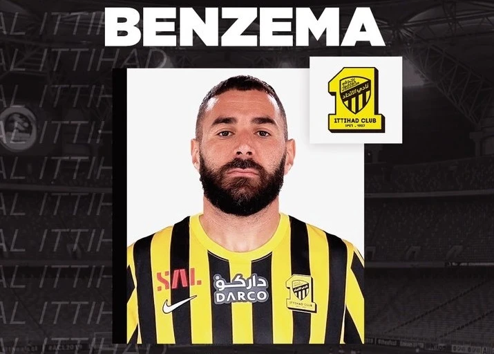 Karim Benzema khoác màu áo mới