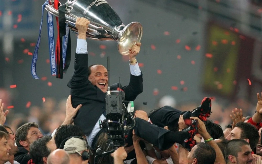 Silvio Berlusconi trong đêm đăng quang Champions League năm 2007 ở Athens