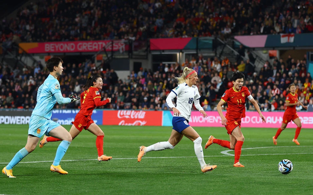 Trung Quốc thua đậm tuyển Anh 1-6, phải rời giải trong tủi nhục