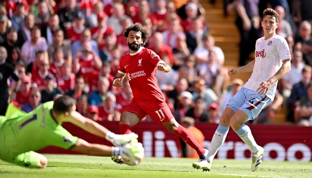 Mo Salah vẫn tỏa sáng trên hàng công Liverpool
