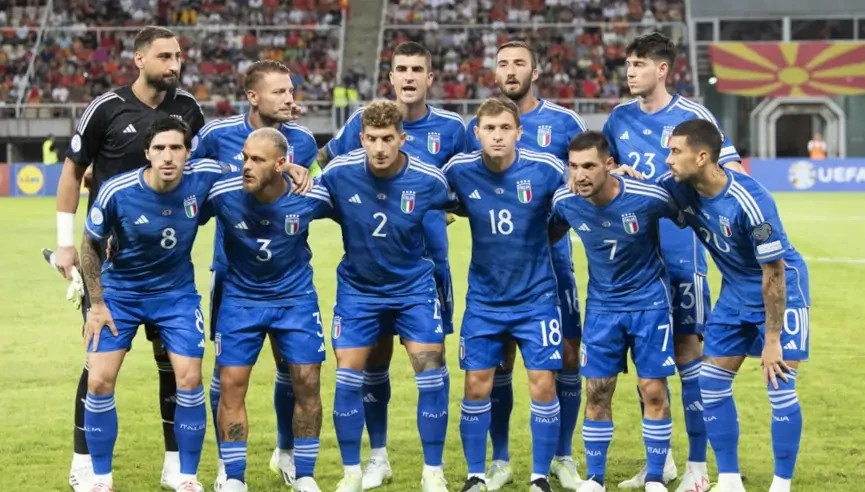 Italia thay đổi đến nửa đội hình so với trận trước
