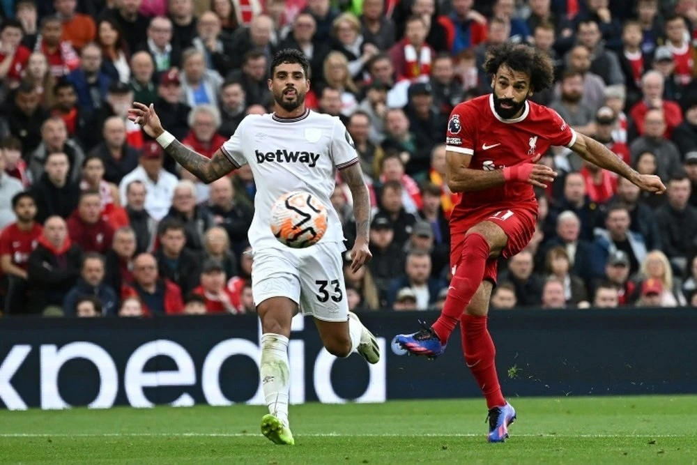 Mo Salah tiếp tục tỏa sáng trước West Ham
