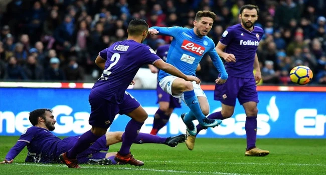 Napoli sẽ có trận cầu khó khăn khi tiếp Fiorentina