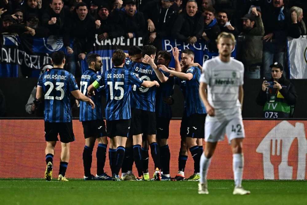 Atalanta giành quyền vào tứ kết Europa League